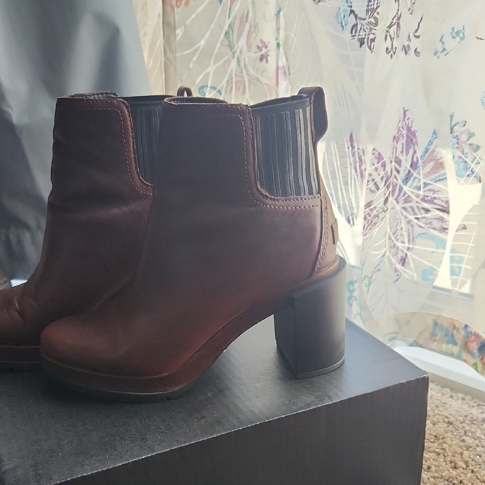 Sorel Dark Brown Ankle Booties
